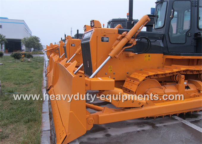 Bulldozer SD13 standard di Shantui fornito di motore di Shangchai SC8D143G2B1